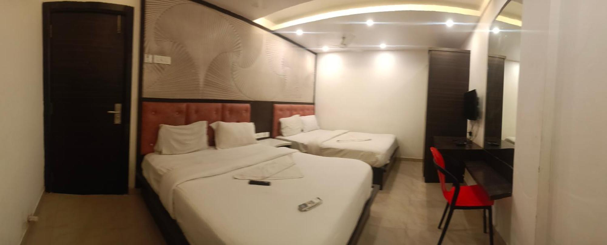 Ajith Residency Near Marina Beach Chennai Luaran gambar