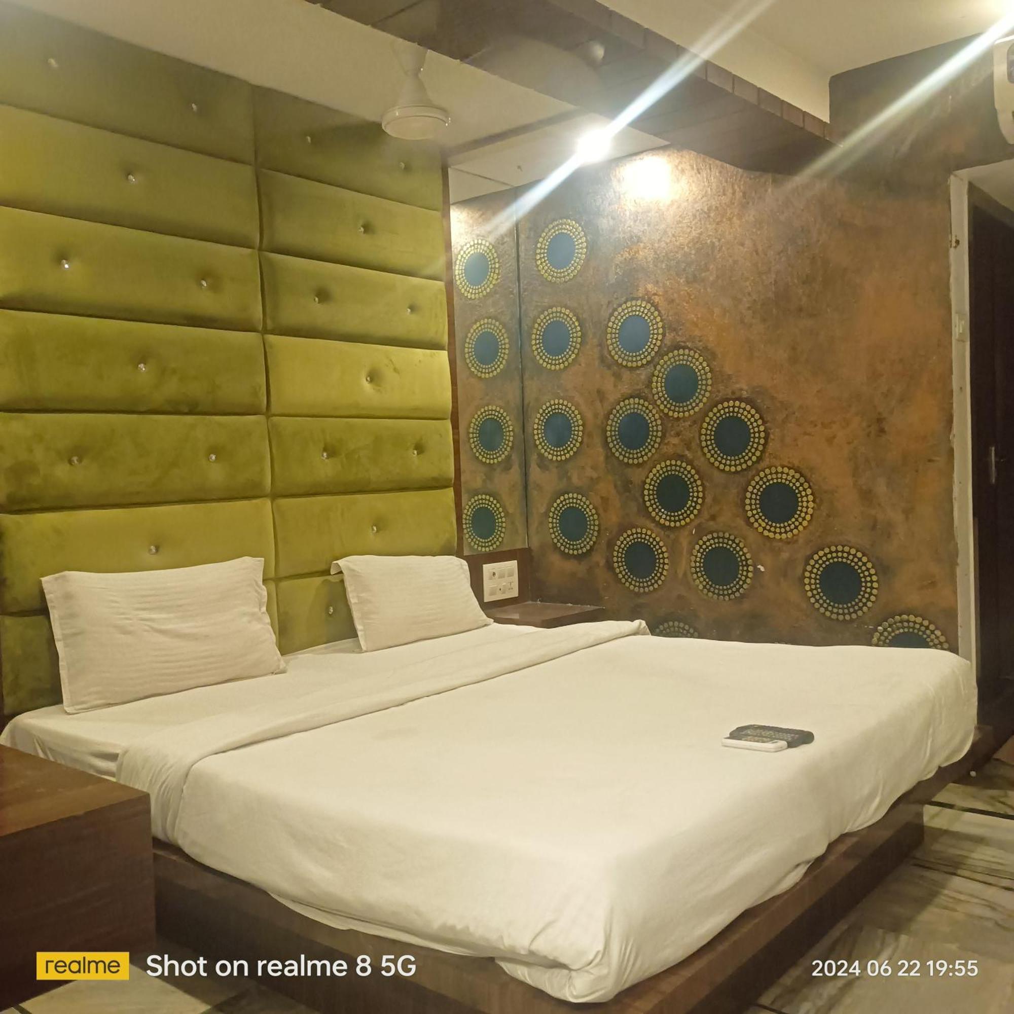 Ajith Residency Near Marina Beach Chennai Luaran gambar